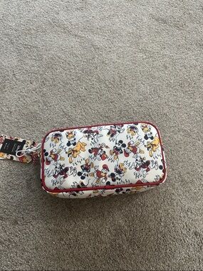 Stoney clover Limited edition Macys Thanksgiving parade pouch